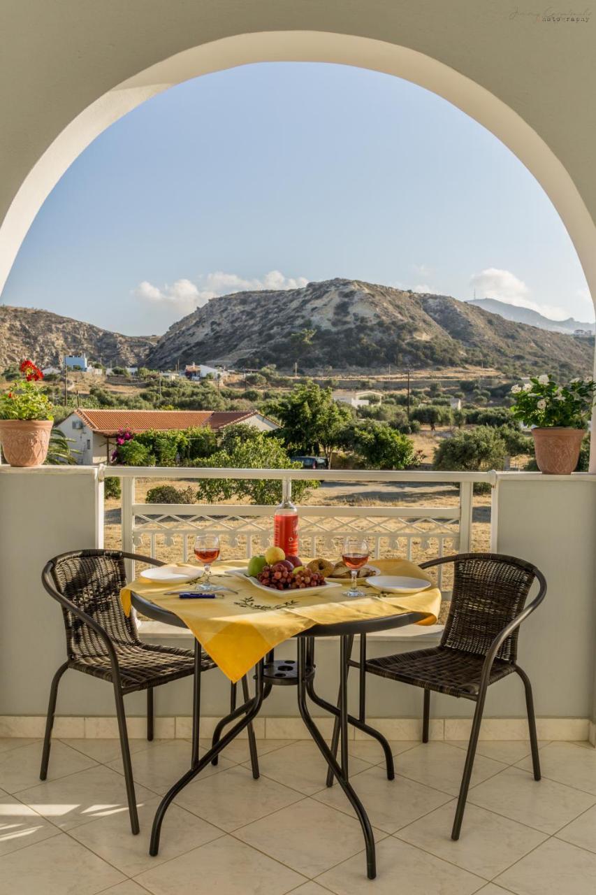 Sotirios Apartments Karpathos Exterior photo