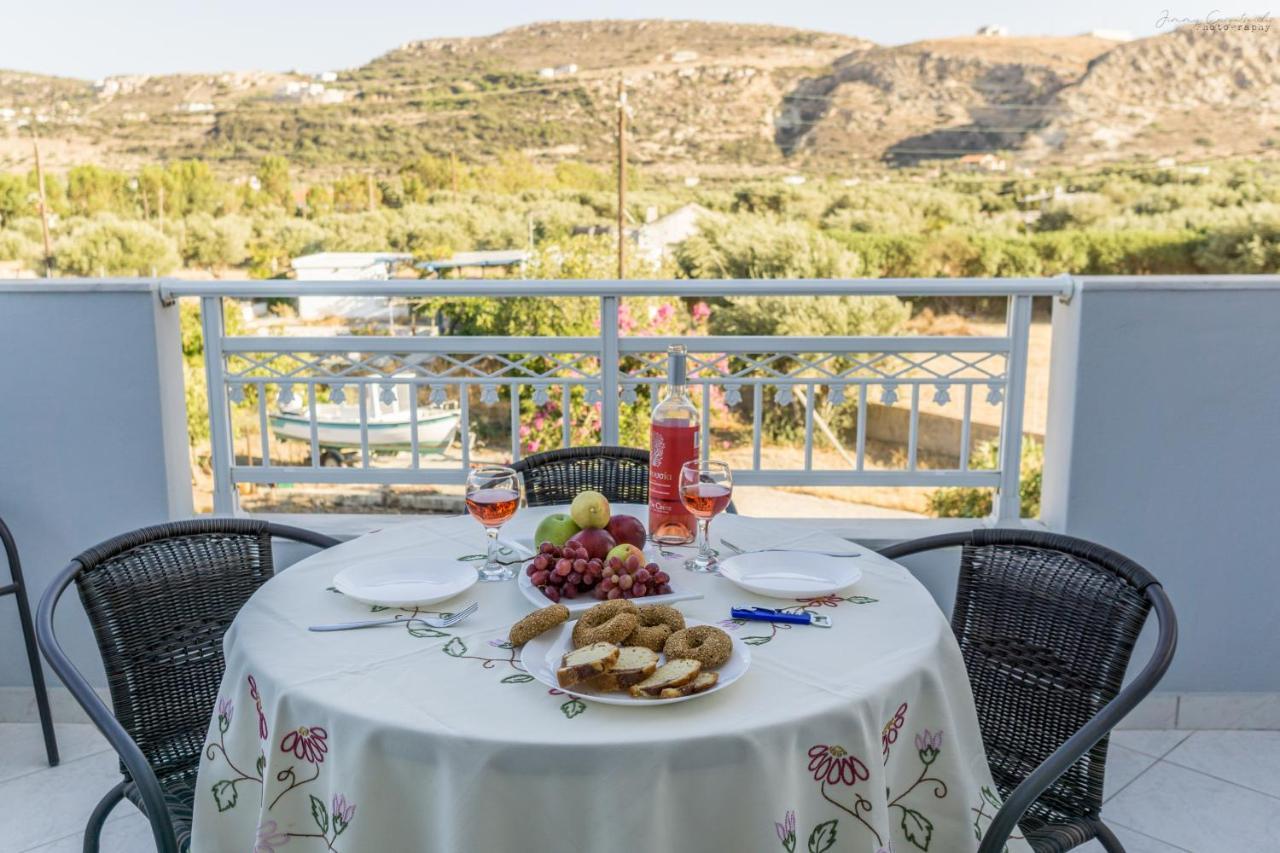 Sotirios Apartments Karpathos Exterior photo